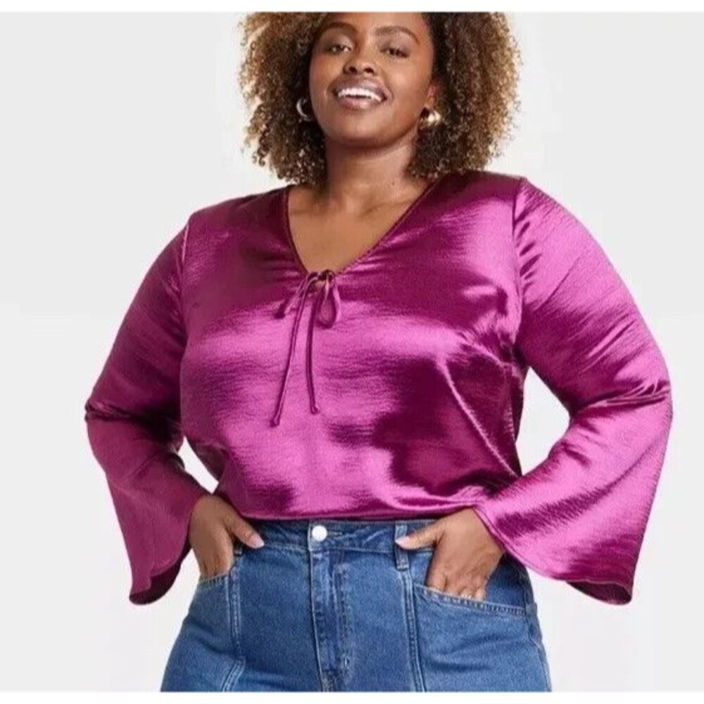 Ava Viv Pink Silky V-Neck Pullover Blouse, Size 1X, 100% Polyester, NWT